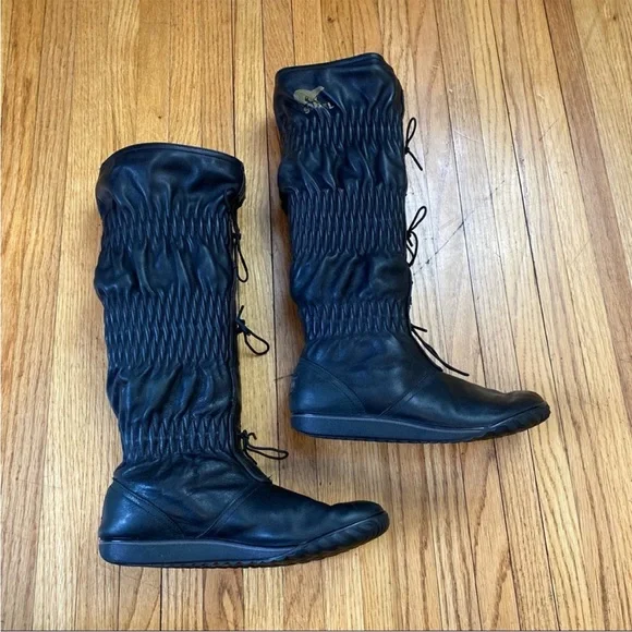 SOREL Black Leather Ruched Winter Boots - Picture 10 of 10